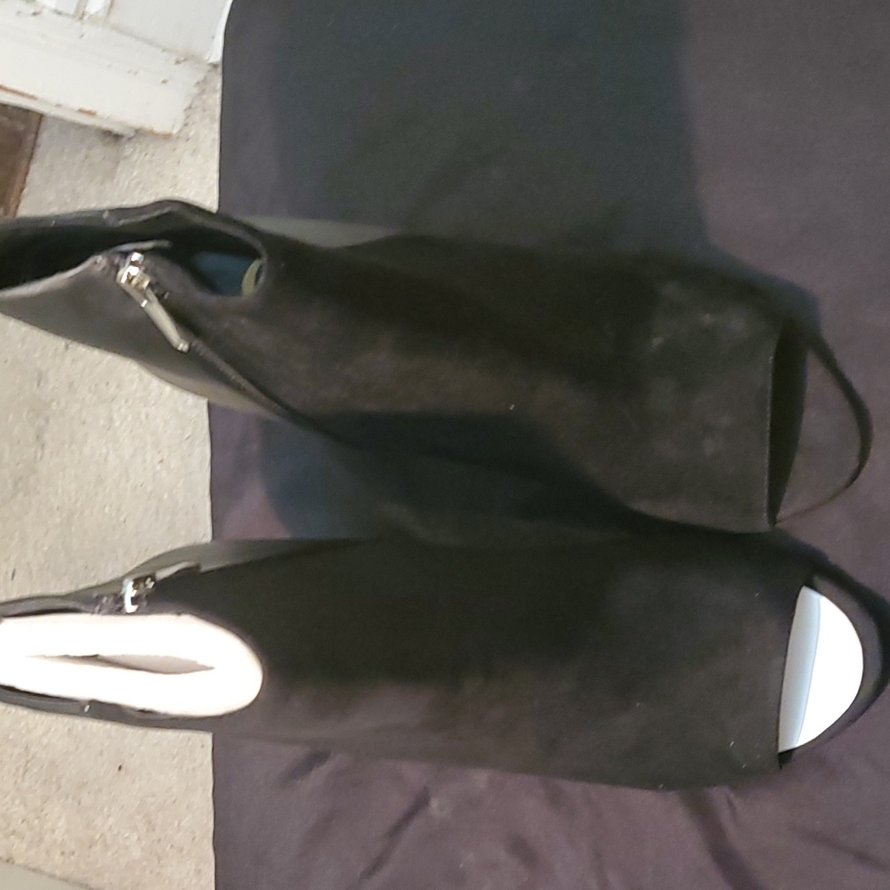 Brand New:Sam Edelman open toe booties